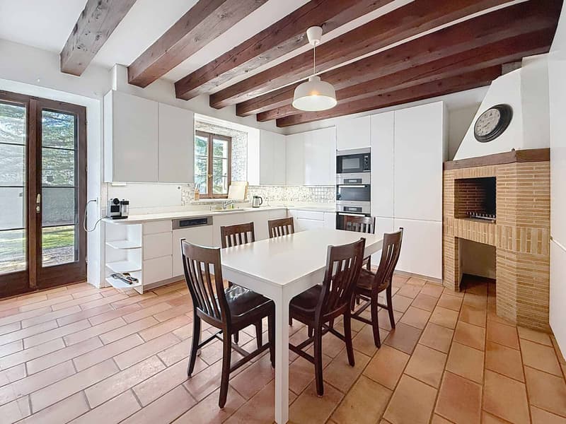 CO-EXCLUSIVE! Magnificent character property near Nyon (6)