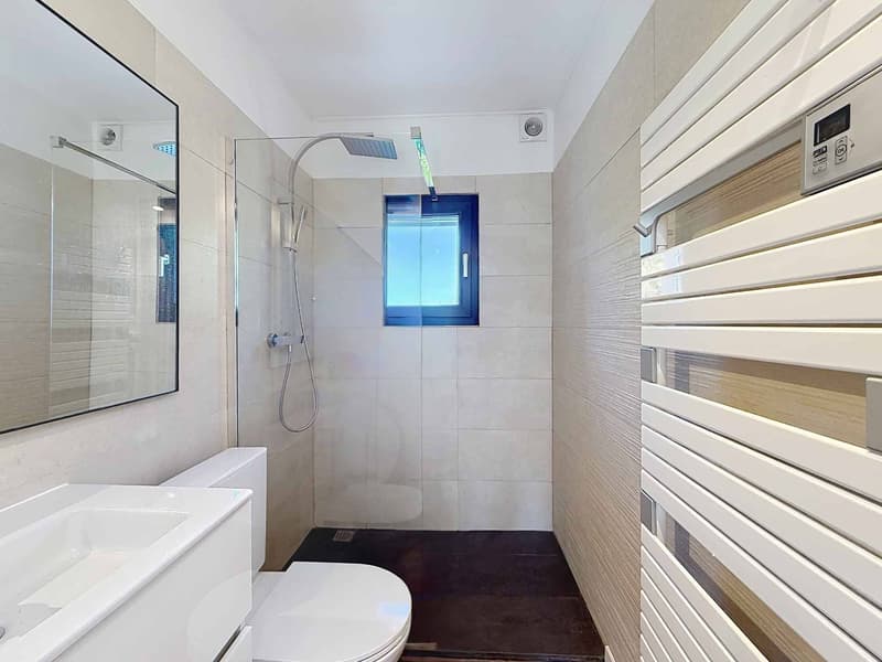 EXCLUSIVITY - Charming house on beautiful plot (7)