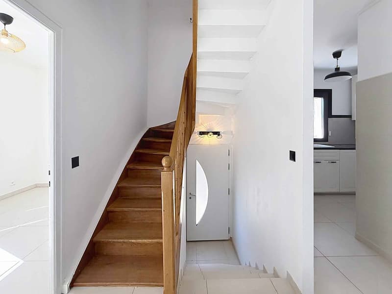 EXCLUSIVITY - Charming house on beautiful plot (3)