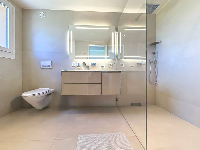 EXCLUSIVITY - Spacious and bright 4.5-room apartment + mezzanine (7)