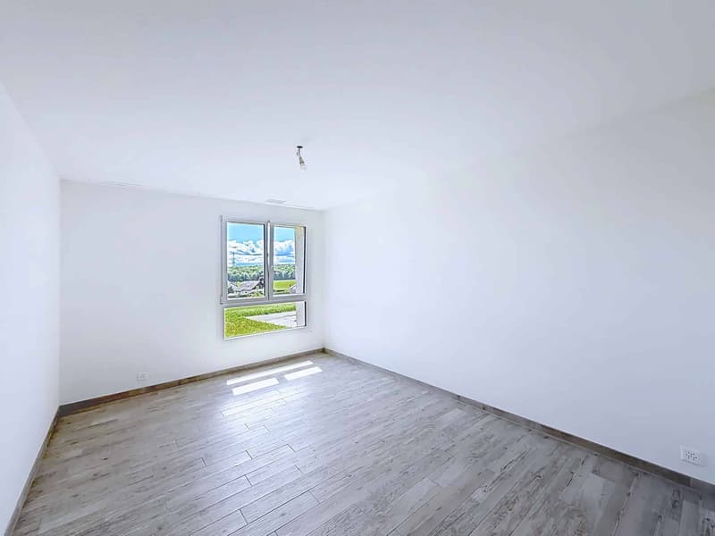 EXCLUSIVITY - Bright 3.5-room apartment with loggia (9)