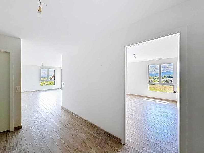 EXCLUSIVITY - Bright 3.5-room apartment with loggia (8)