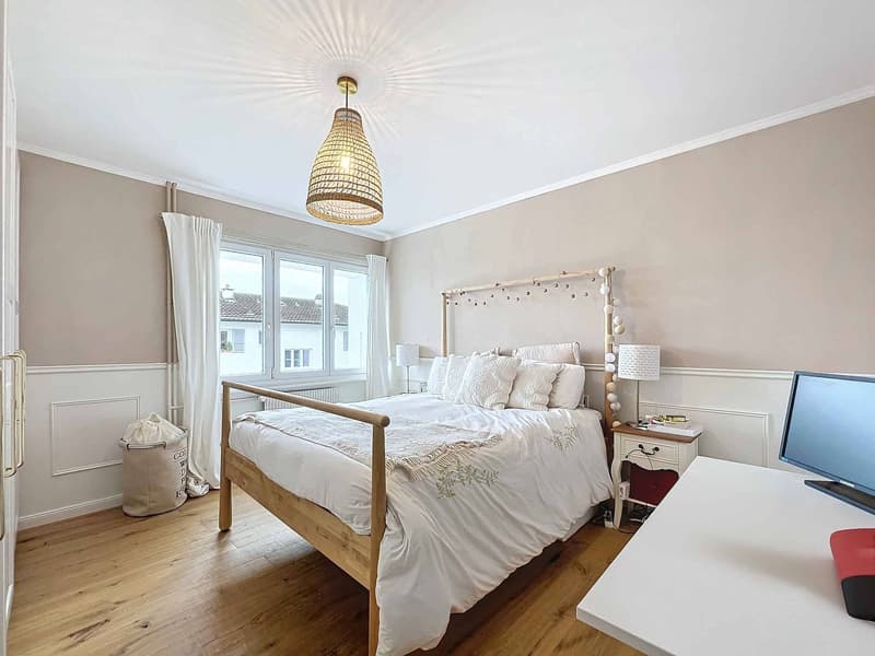 Charming 3.5-room apartment completely renovated (3)