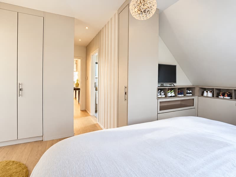 Très bel appartement en attique à deux pas du centre (11)