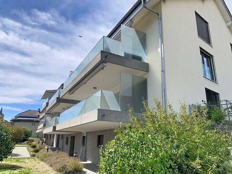 YENS  Bel appartement lumineux avec une agréable échappée sur le lac (11)
