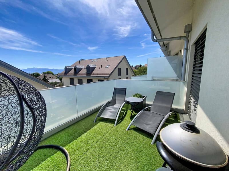 YENS  Bel appartement lumineux avec une agréable échappée sur le lac (3)