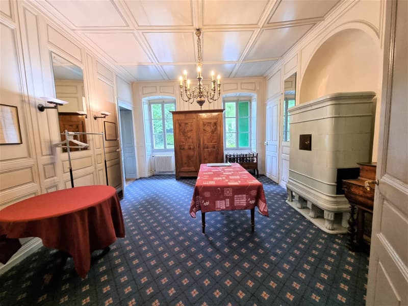 16th Century Character Property (9)