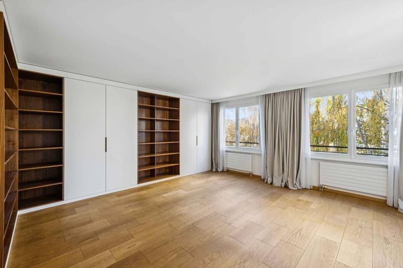 Exceptional attic with a magnificent view of the lake (8)