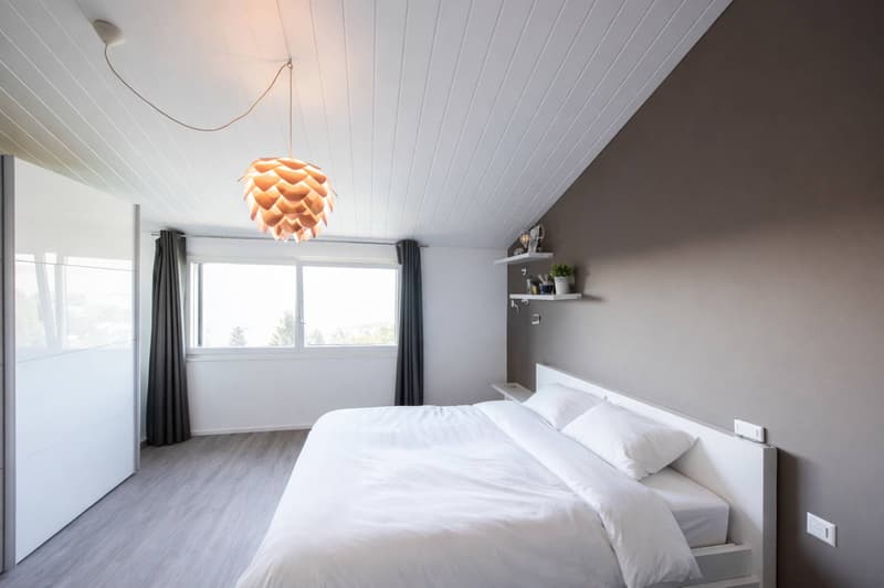 Modern villa of over 350 m² with a lake view (9)