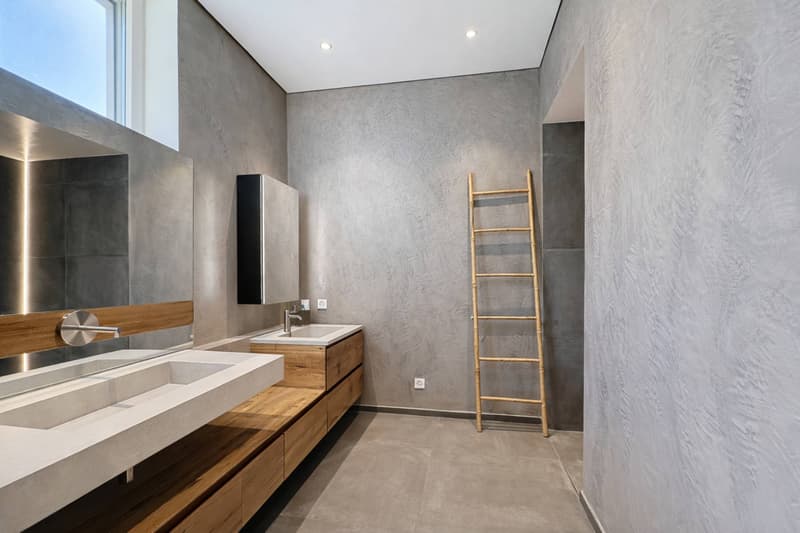 Modern villa of over 350 m² with a lake view (8)