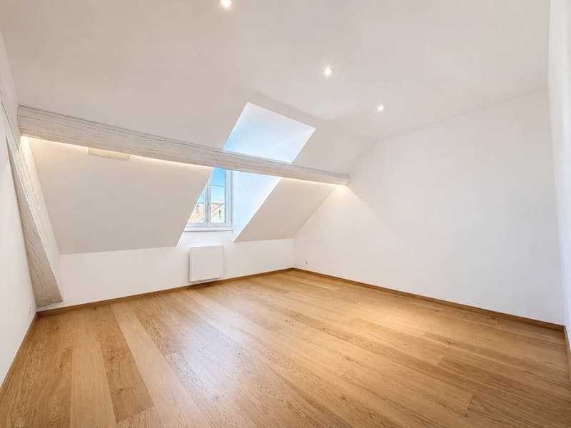 Nel centro del villaggio, attico di 153 m2 con fascino (5)