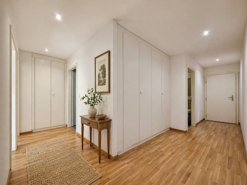 Geräumige 130 m2 Wohnung, ideal für eine Familie (2)
