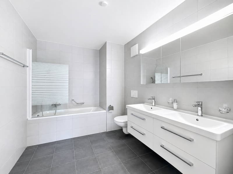 Geräumige 130 m2 Wohnung, ideal für eine Familie (9)