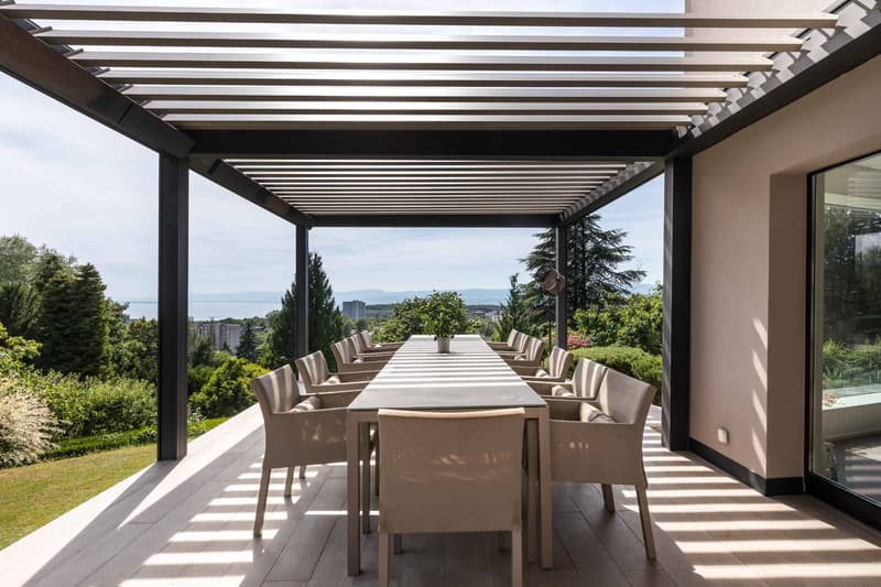 Villa moderna di oltre 350 m² con vista sul lago (4)