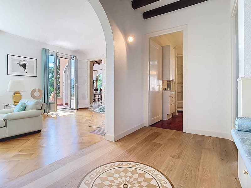 Villa de style Toscan au cur de Pully (2)