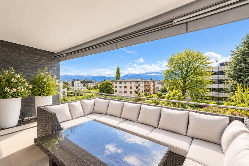 Duplex contemporain avec jardin privatif et vue sur les Alpes à Pully Sud (5)