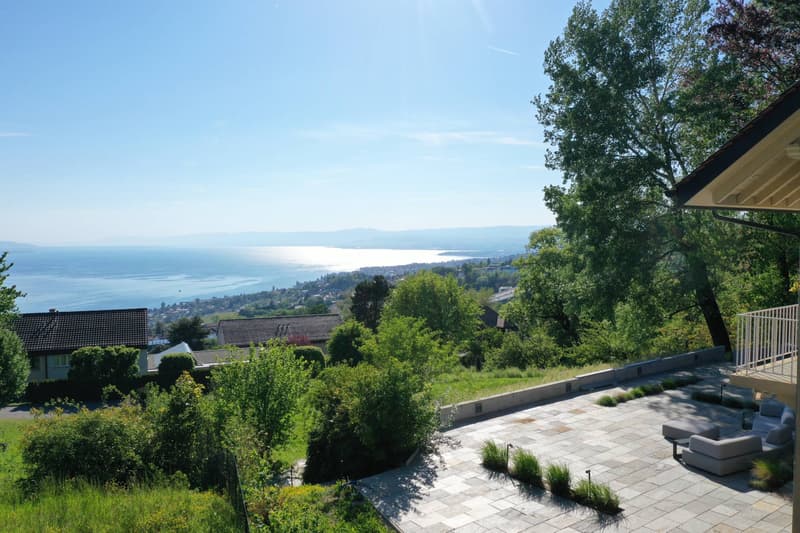 Propriété d'architecte intégralement rénovée (1)