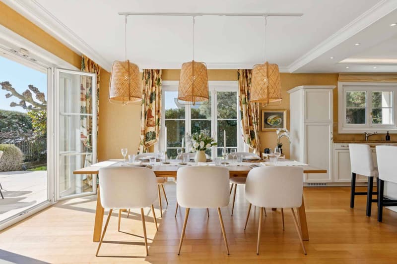 Exclusivité à Lutry Villa de maître de 420 m2 avec vue lac panoramique (8)