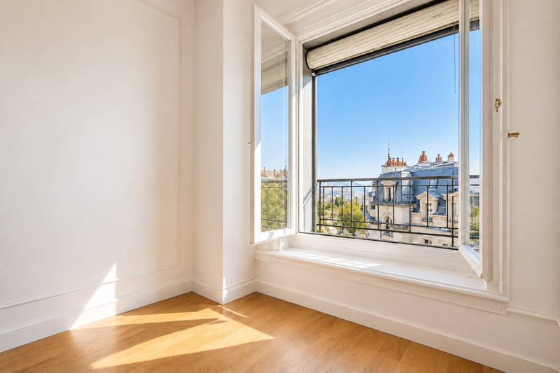 Appartement début XXème au coeur de la ville (6)