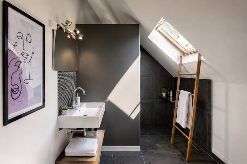 Propriété de caractère avec piscine au cur dun écrin de verdure (9)