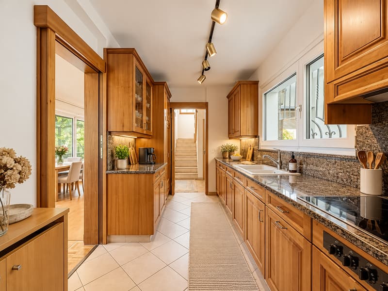 Villa avec piscine sur une parcelle de 1'654 m², vue lac et Alpes (6)