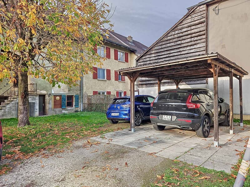 Proprietà di villaggio con potenziale di valorizzazione! (12)