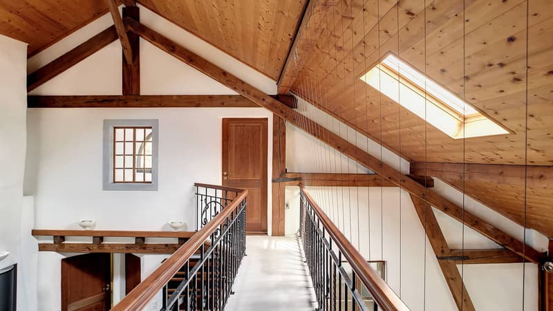 Large character house with potential for expansion (6)