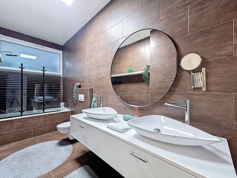 Casa a schiera di 5.5 locali con giardino e vigneti (10)