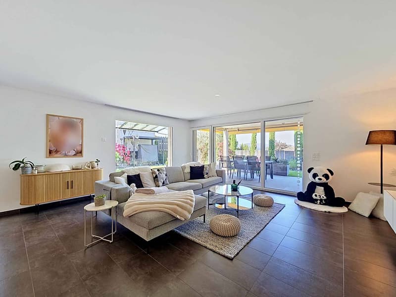 Beautiful 6.5-Room Family House with Potential for Independent Activity (5)