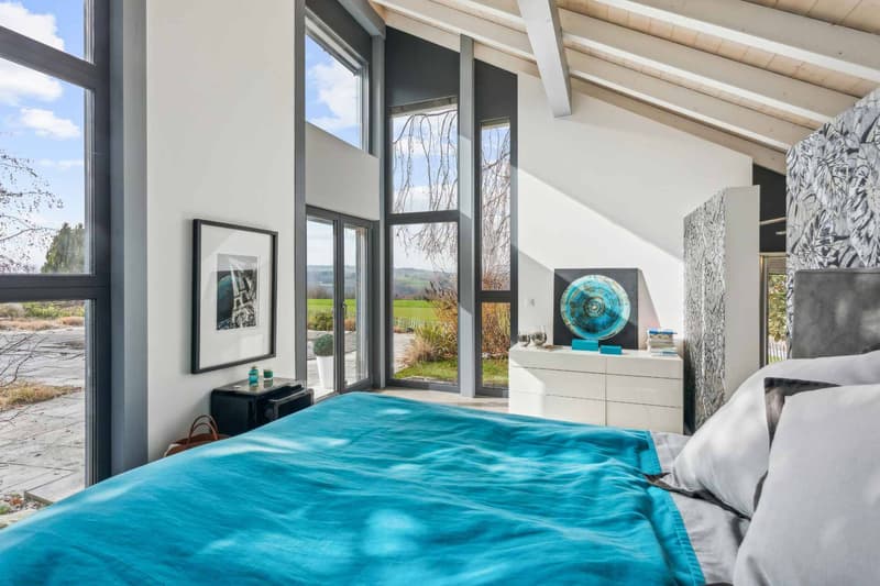 Moderne Architekten-Villa mit 7,5 Zimmern und Swimmingpool (7)