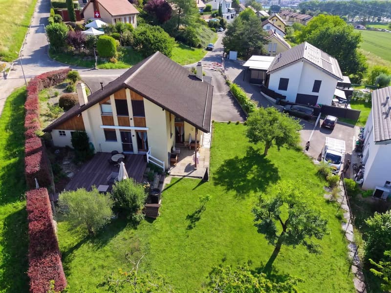 Prächtige 5.5-Zimmer-Villa (2)
