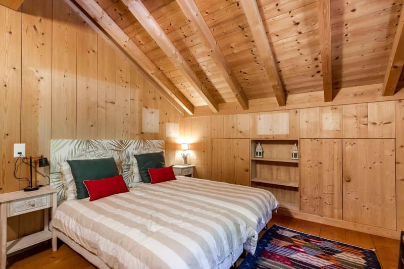 Propriété d'exception - Deux chalets indépendants (6)