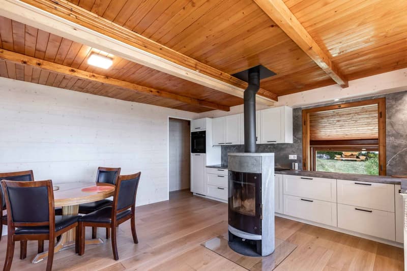 Propriété d'exception - Deux chalets indépendants (9)