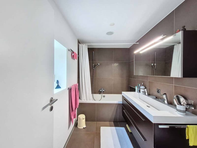 Villa unique dans un quartier résidentiel ! (9)