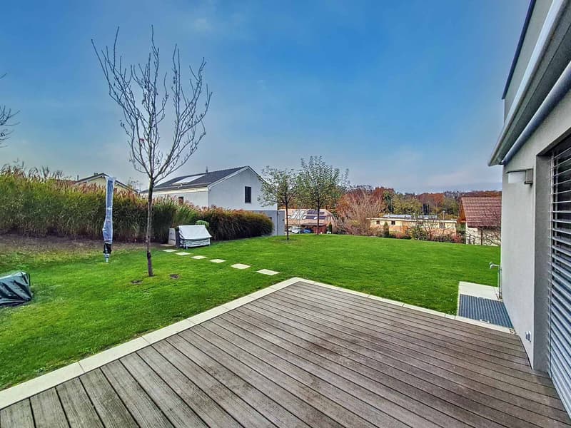 Villa unique dans un quartier résidentiel ! (11)