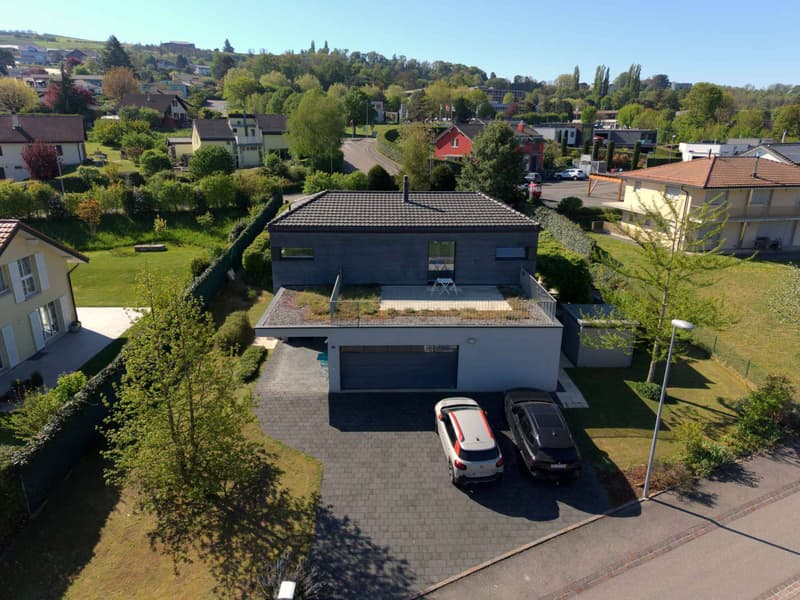 VILLA CONTEMPORAINE MINERGIE DANS UN ENVIRONNEMENT PRIVILÉGIÉ (11)