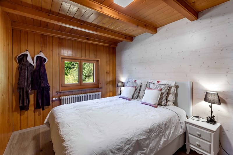 Propriété dexception - Deux chalets indépendants (5)