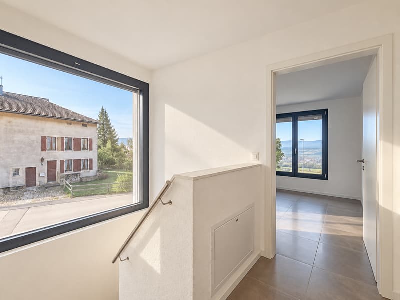 Villa contiguë contemporaine de 5.5 pièces avec jardin (10)