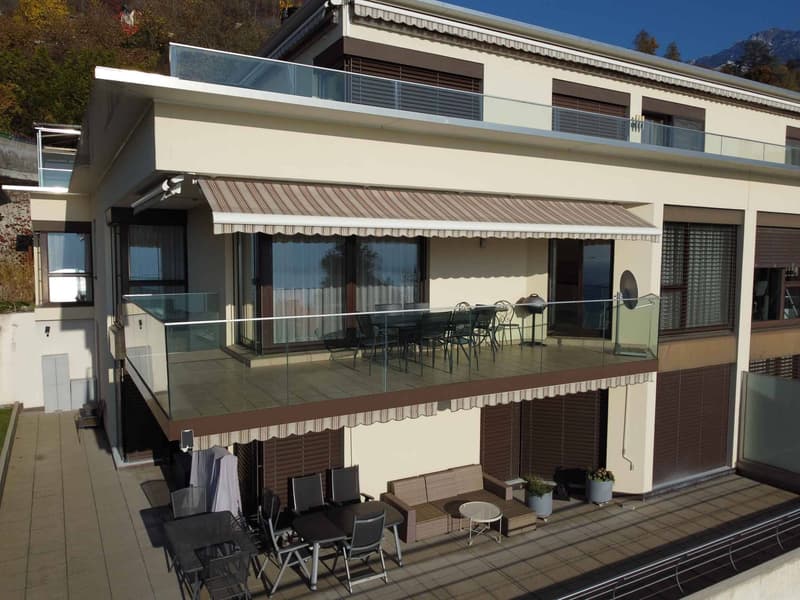 Raro! Appartamento di 5.5 locali con vista superba sul lago (10)