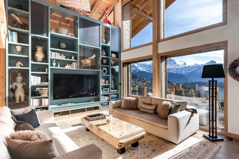 Exceptional chalet with private elevator and breathtaking view (2)