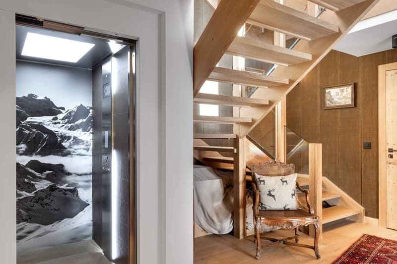 Exceptional chalet with private elevator and breathtaking view (8)