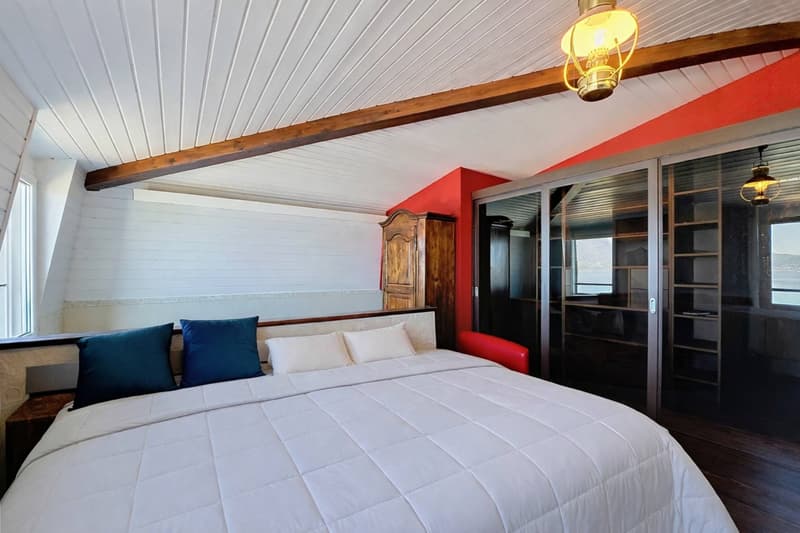Bright attic apartment with breathtaking view of the lake (6)