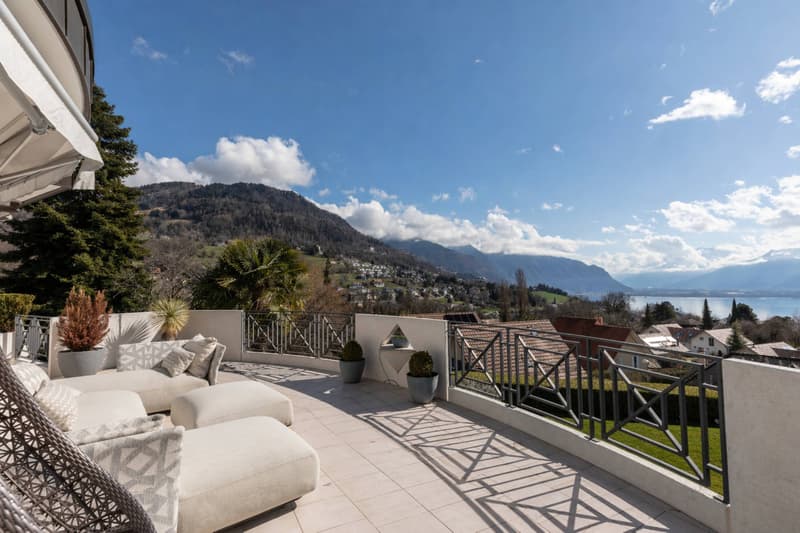 Unique Property of 8.5 rooms with panoramic view and pool (10)