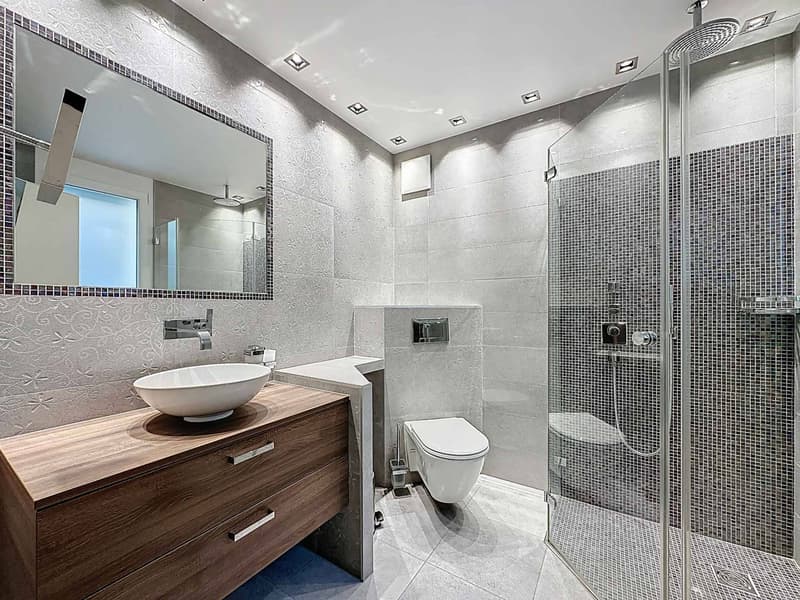 Duplex with villa features and breathtaking view of the lake (12)