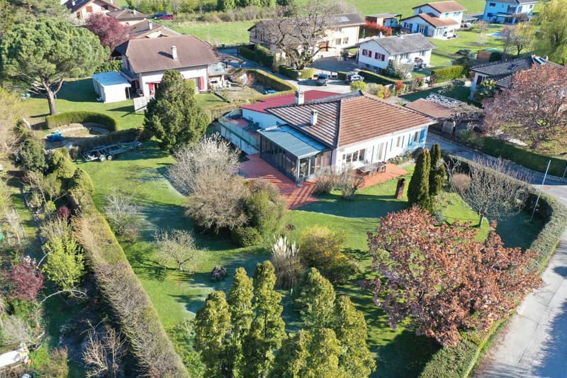 Family house with beautiful garden (1)
