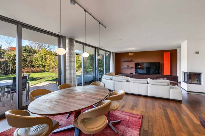 Beautiful semi-detached villa located in a quiet and secure residential area! (4)