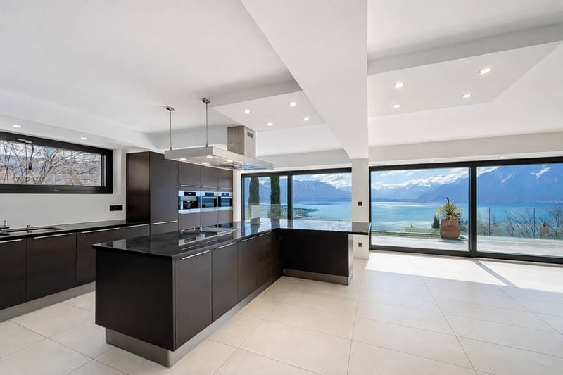Property with 6.5 rooms, pool and breathtaking view (5)