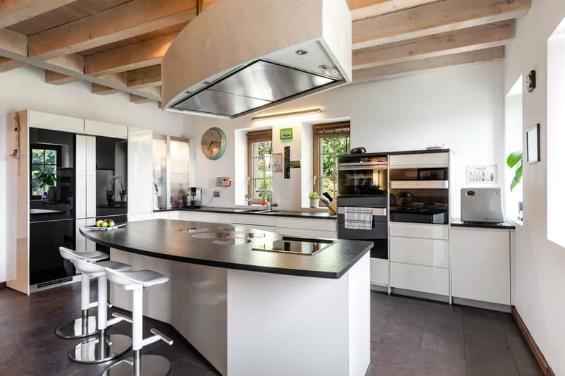 Exceptional property with elevator, in the heart of Montreux! (5)