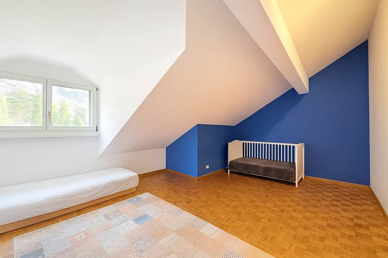 Großes Duplex mit 3.5 Zimmern und atemberaubendem Blick auf den See und die Berge (10)