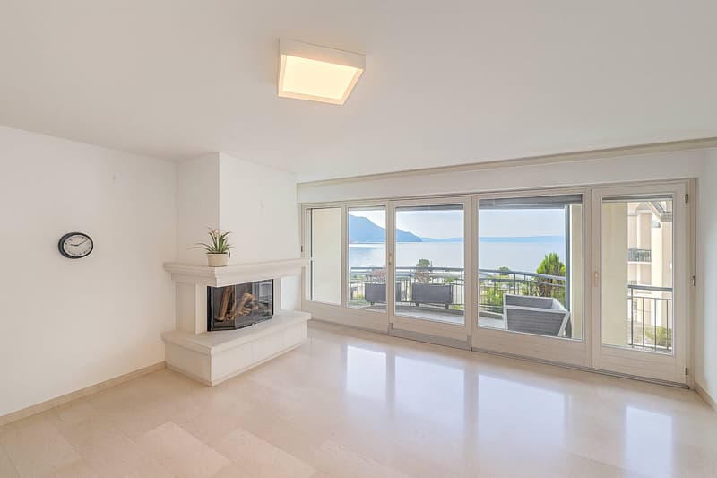 Großes Duplex mit 3.5 Zimmern und atemberaubendem Blick auf den See und die Berge (3)